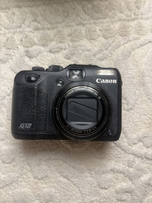 Фотокамера Canon g12
