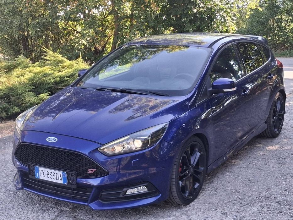 Vând Ford focus st 2017 185cp