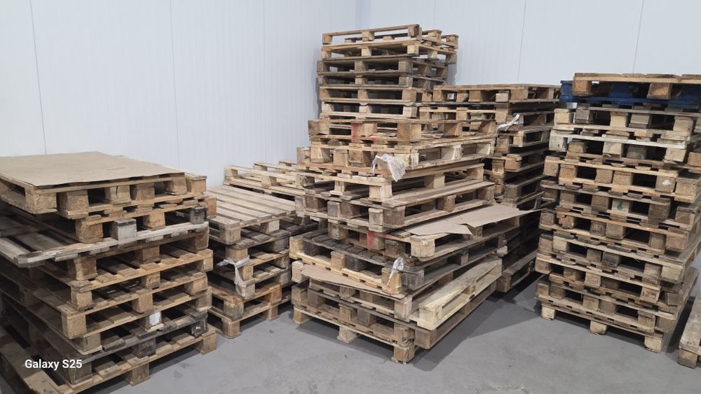 Продам поддоны по 600тенге за шт.