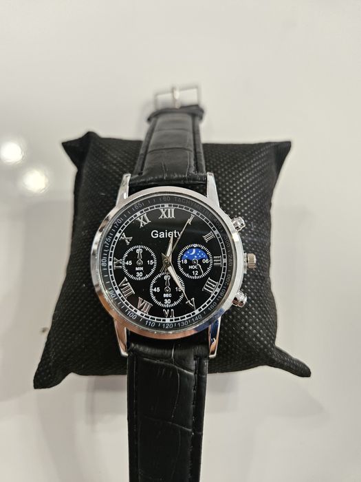 ТОП Чисто Нови Италиански Часовници с Кварцов Механизъм