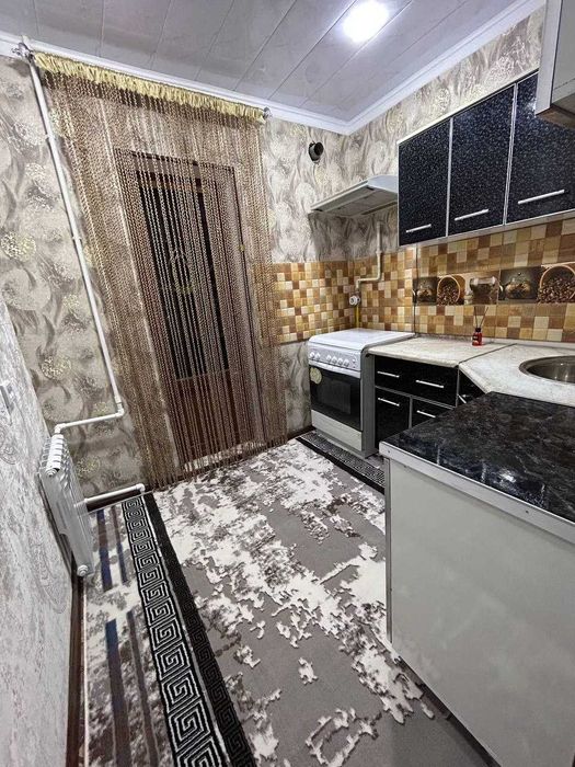 Buxoroda kvartira xonadon uy sotiladi 2 xonali 52m² 1-qavat.