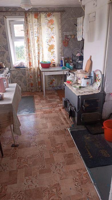 Продаётся дом с участком г.Шахтинк.