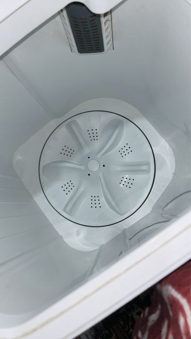 Кир ювадиган машина сотилади