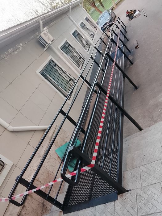 Сварочны работы у Сереги.