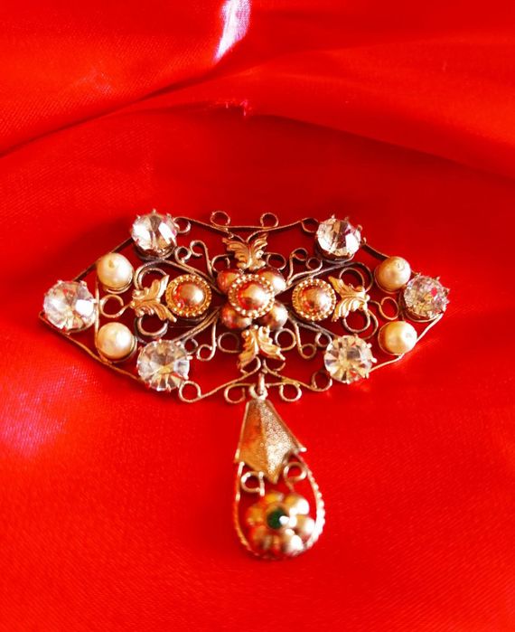 Винтажные чешские, советские броши ,в отличном состоянии