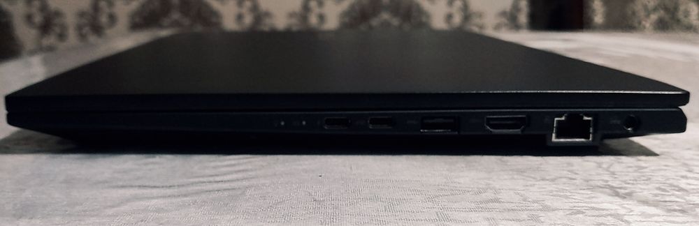 Asus creator ID+COLOR: 3K BLACK