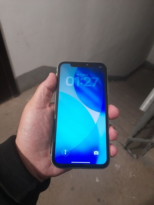 Айфон 11 64GB продам обмен