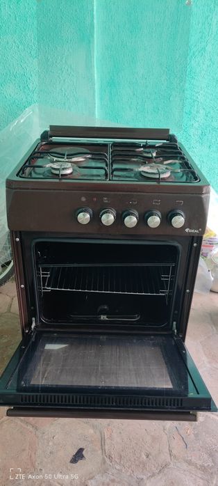 Продаётся газовая плиты Ideal