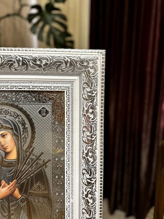 Icoana "Maica Domnului cu Șapte Săgeți" (30x40 cm)