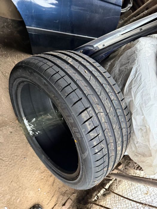 Резина новая пара