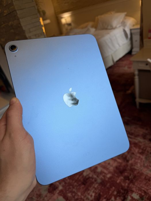 Apple iPad 11, 128GB, Wi-Fi, Blue