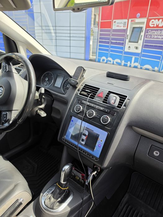 Volkswagen Touran 2.0 diesel automat 2014, 7 locuri