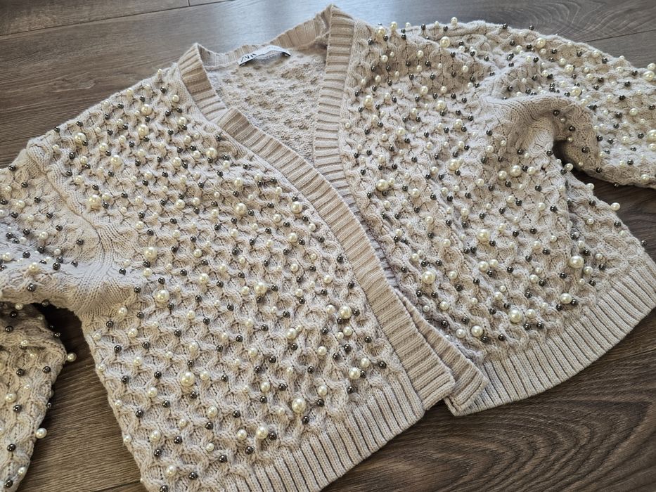 Zara      Жилетка