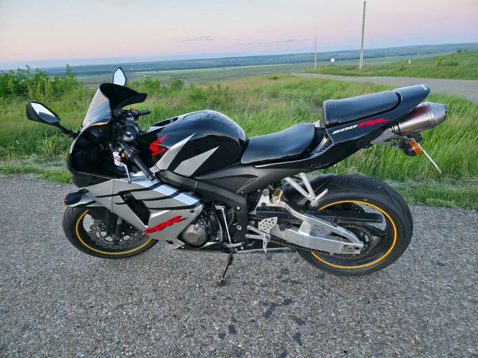 Vand Honda cbr 600rr 2004 116cai