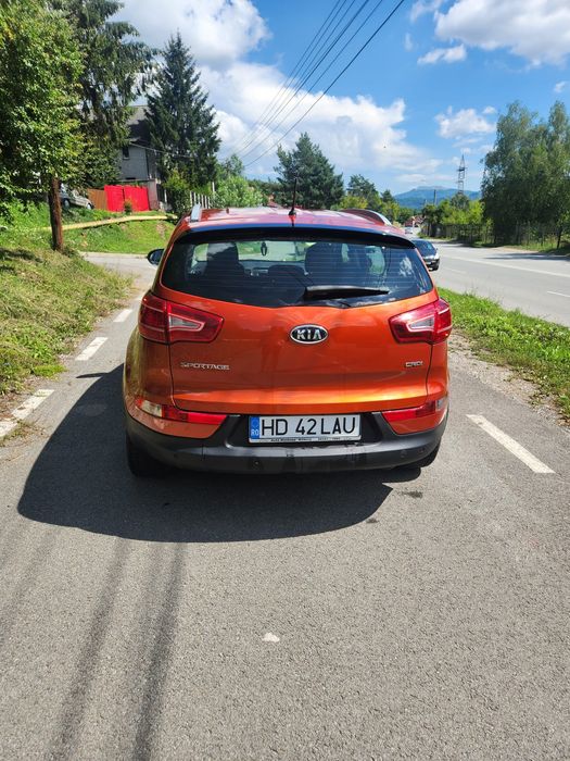 KIA Sportage 2010 — imagine 2