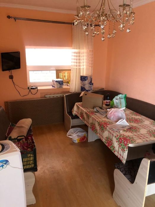 Продам  разные люстры