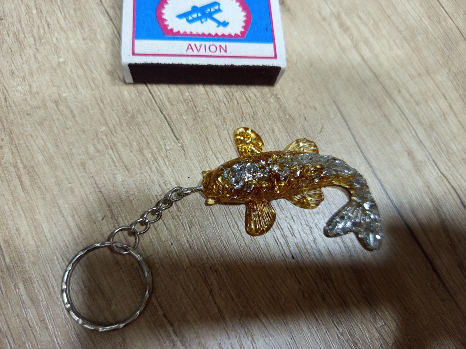 Брелок для подарок
