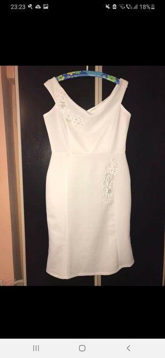Rochite elegante de ocazie