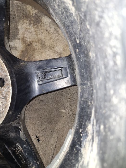 Литые диски комплект на 15