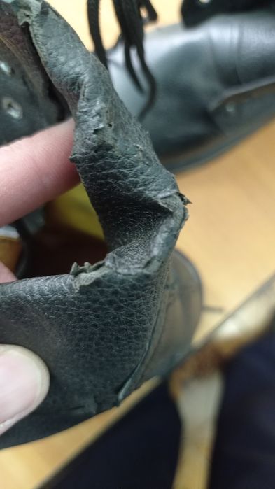 Продам берцы 44 размера (НОВЫЕ)