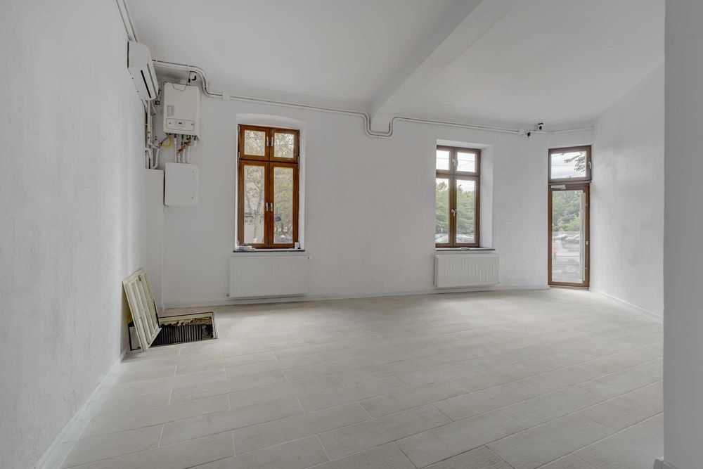 Spatiu comercial stradal Parcul Carol - 80 mp locatie vizibila premium