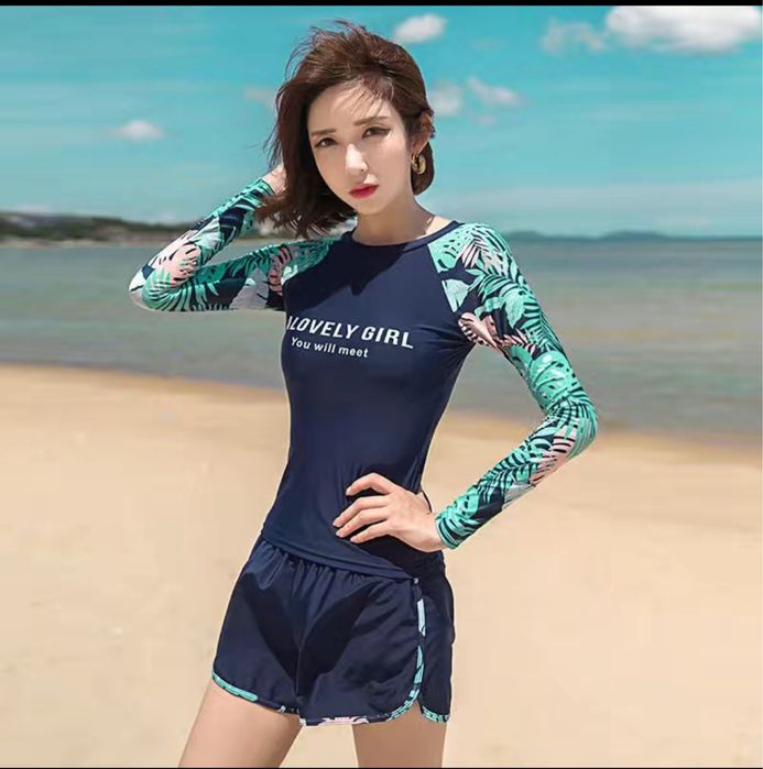 Продаю купальники