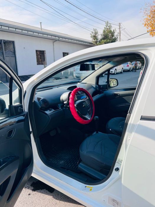 Спарк 2011 сотилади мотор 1 ранги ок