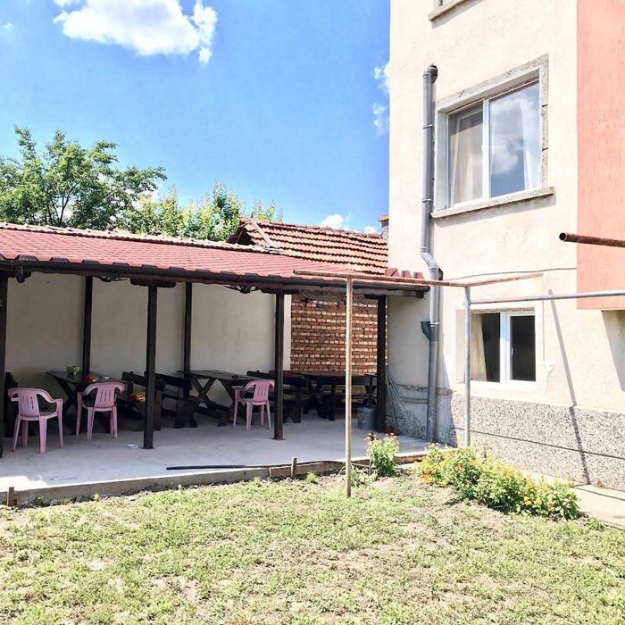 Продава се Къща в Левски - 600 кв.м за 412 €/кв.м - Снимка #5
