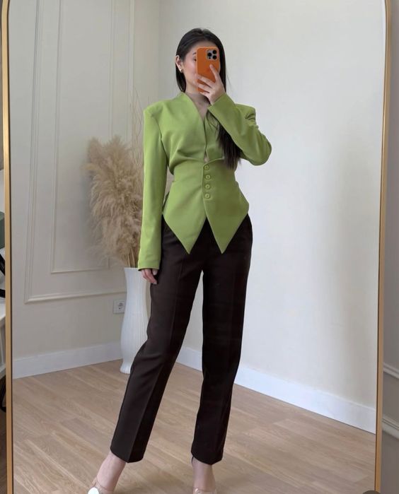 Приталенный пиджак