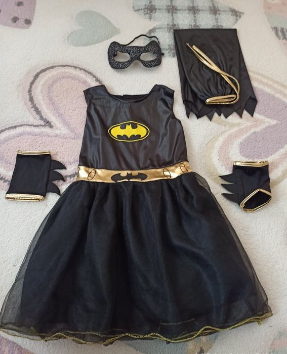 Костюм на батман за момиче 4- 5 години