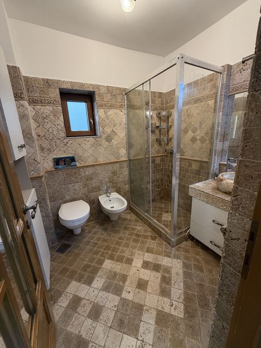 Apartament tip  Duplex de 135 mp, 250 mp gradina, 3 locuri de paracare - 1141 E/mp