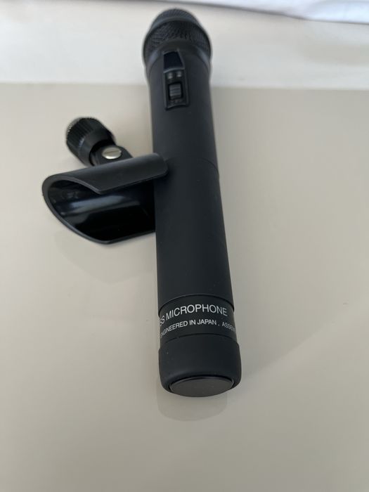 TOA WM-5220 UHF Wireless ръчен безжичен микрофон