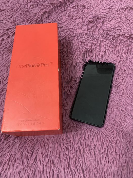 Продам OnePlus 9 Pro
