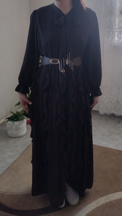 Коричневые платье