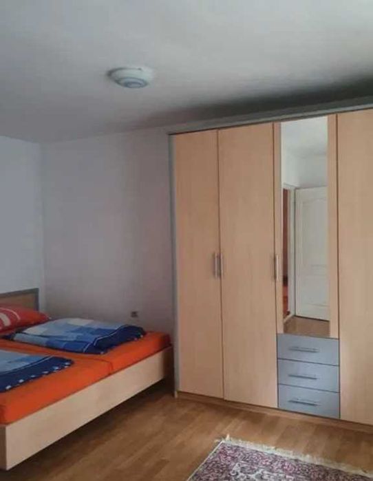 Дава се под наем Тристаен апартамент в Пловдив, Западен - 86 кв.м за 372.3 € - Снимка #1