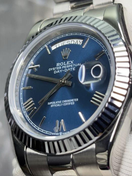 Часы Rolex, Patek Philippe