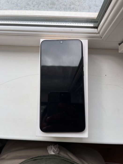 Продам телефон Huawei Pi Smart