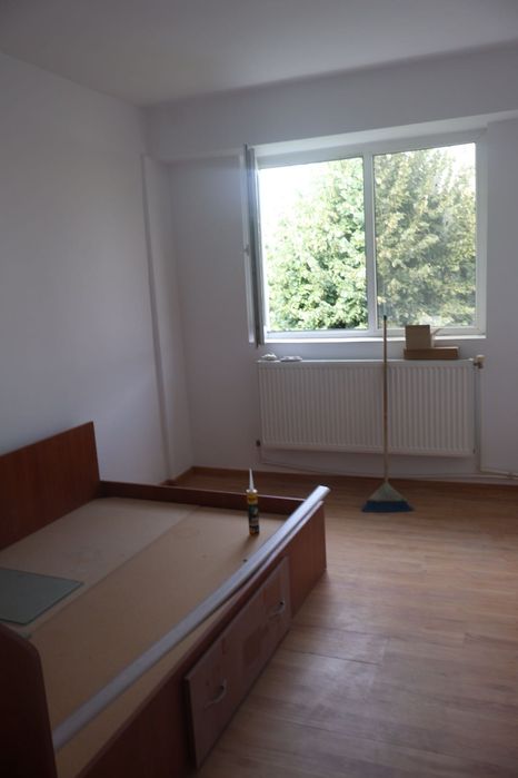 APARTAMENT 4 CAMERE DE VÂNZARE – Strada :TABEREI, bl: W NORD, turnu magurele