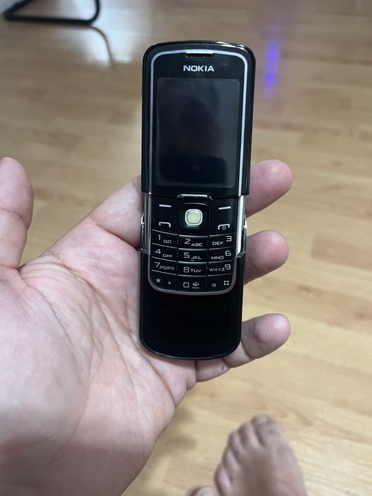 Nokia 8600 luna ! Functional ! Stare buna !