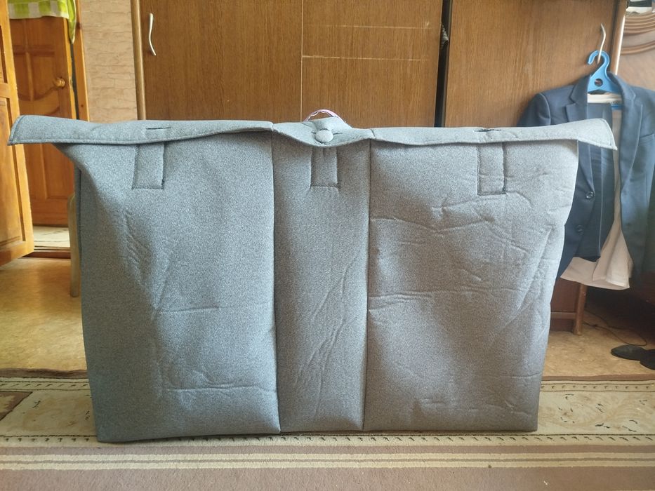 Продам массажный стол ( кушетку )