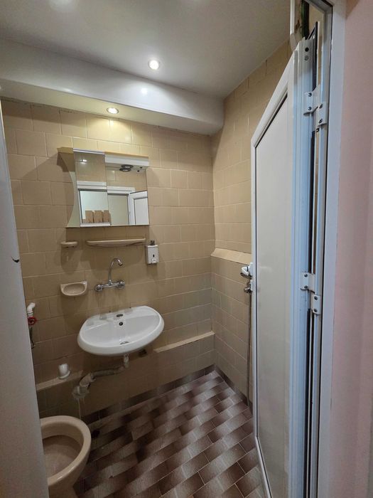 Дава се под наем Тристаен апартамент в Стара Загора, Кольо Ганчев - 65 кв.м за 204 € - Снимка #5