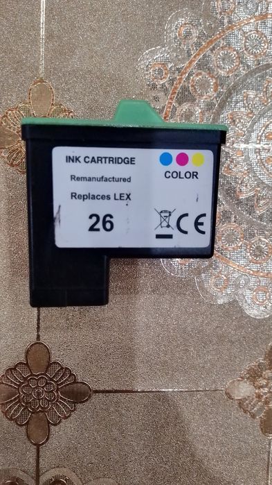 Продавам  цветно мастило за принтер