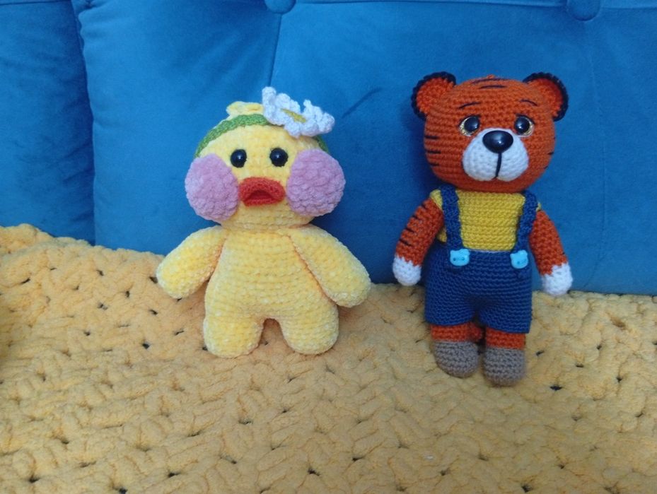 Распродажа вязаных игрушек