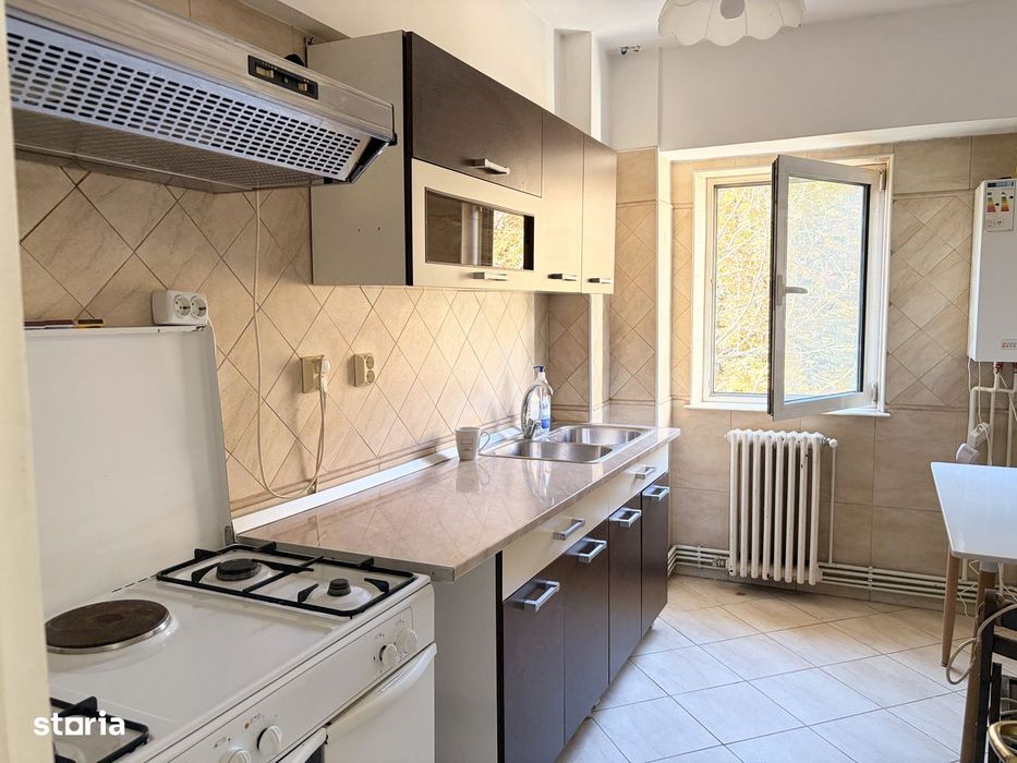 Centru! Apartament 2 camere Decomandat Hala Centrala- UMF