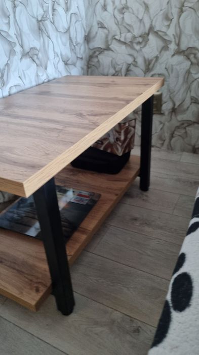 Журнальный столик