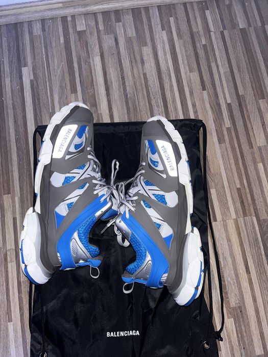 Balenciaga track led