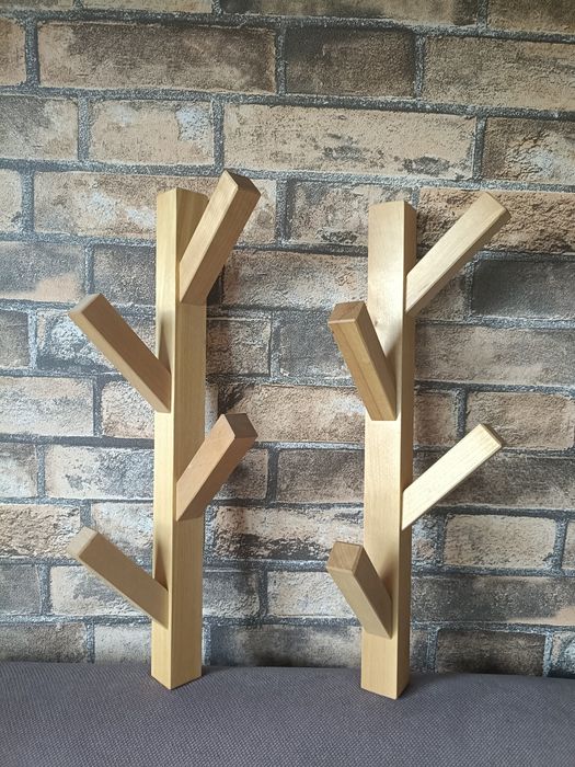 Вешалка настенная