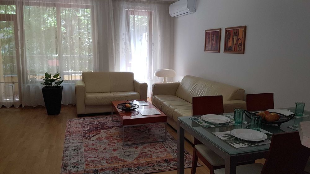 Дава се под наем Тристаен апартамент в Варна, Спортна зала - 86 кв.м за 700 € - Снимка #14