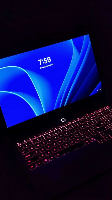 Vând Lenovo LOQ 15IRX10 ca nou