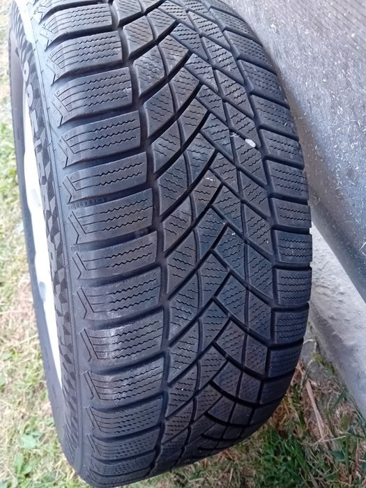 Vand genti cu cauciucuri R 16